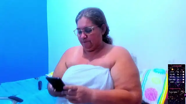 Snapshot of BBW_Michelle chatting on January 2025 05:53:02 AM BBW Michelle online show from January 2025 05:53:02 AM