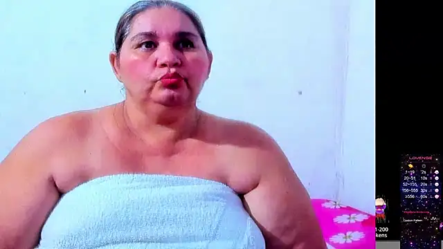 Snapshot of BBW_Michelle chatting on November 2025 03:16:02 AM BBW Michelle online show from November 2025 03:16:02 AM