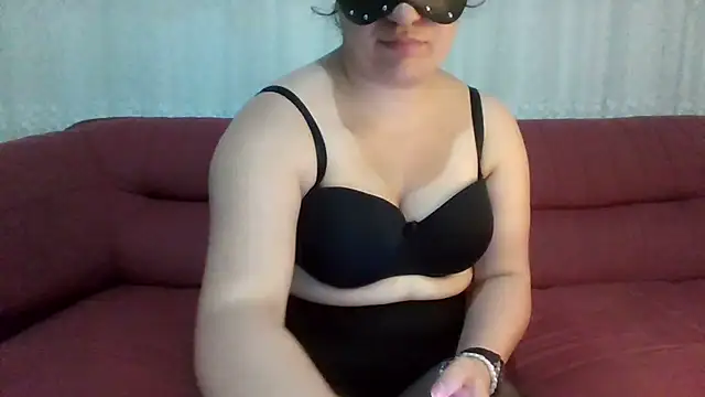 insatiableeee online show from November 2025 09:26:01 PM