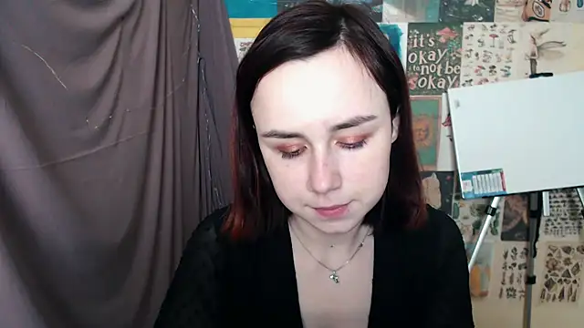 Snapshot of VeryVeryVeryShy_ chatting on January 2025 06:33:01 AM VeryVeryVeryShy online show from January 2025 06:33:01 AM
