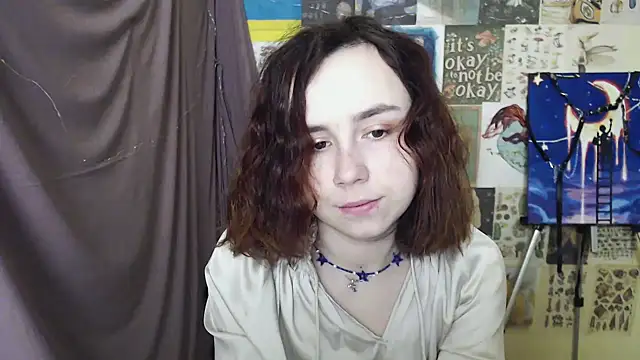 Snapshot of VeryVeryVeryShy_ chatting on February 2025 06:49:02 AM VeryVeryVeryShy online show from February 2025 06:49:02 AM