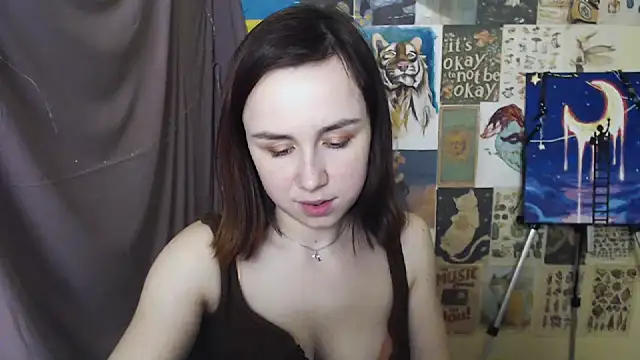 Snapshot of VeryVeryVeryShy_ chatting on March 2025 09:57:01 AM VeryVeryVeryShy online show from March 2025 09:57:01 AM