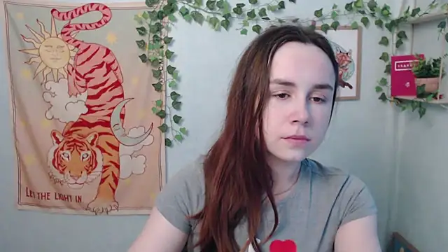 VeryVeryVeryShy  online show from June 2026 05:43:02 AM