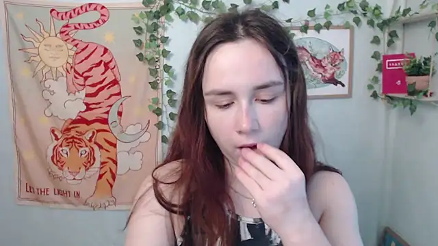 VeryVeryVeryShy  online show from June 2026 05:41:01 AM