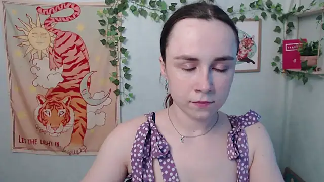 VeryVeryVeryShy  online show from June 2026 05:48:01 AM