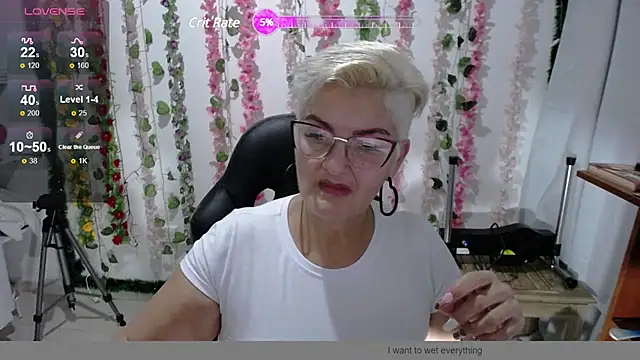 Snapshot of bety-cum2 chatting on December 2024 10:50:01 PM bety-cum2 online show from December 2024 10:50:01 PM