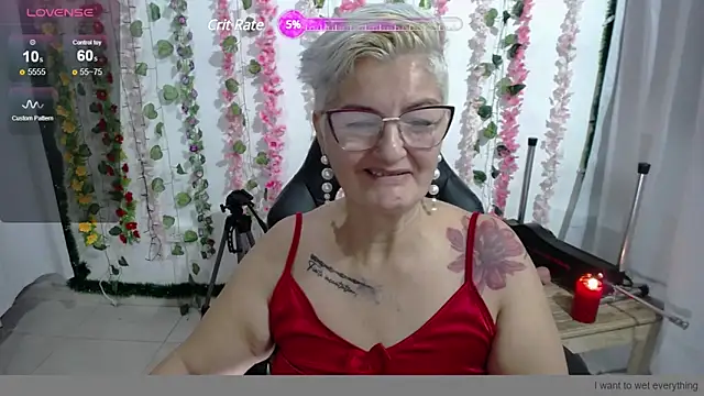 Snapshot of bety-cum2 chatting on December 2024 10:23:02 AM bety-cum2 online show from December 2024 10:23:02 AM