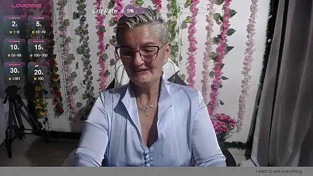Snapshot of bety-cum2 chatting on January 2025 11:48:01 PM bety-cum2 online show from January 2025 11:48:01 PM