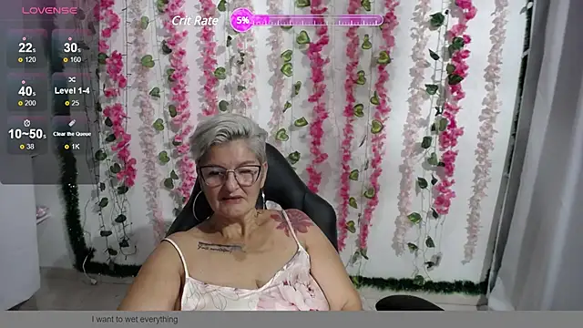 Snapshot of bety-cum2 chatting on January 2025 10:10:01 PM bety-cum2 online show from January 2025 10:10:01 PM