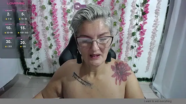 Snapshot of bety-cum2 chatting on February 2025 03:07:01 PM bety-cum2 online show from February 2025 03:07:01 PM