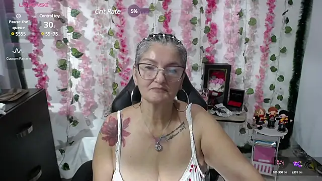 Snapshot of bety-cum2 chatting on March 2025 02:23:02 PM bety-cum2 online show from March 2025 02:23:02 PM
