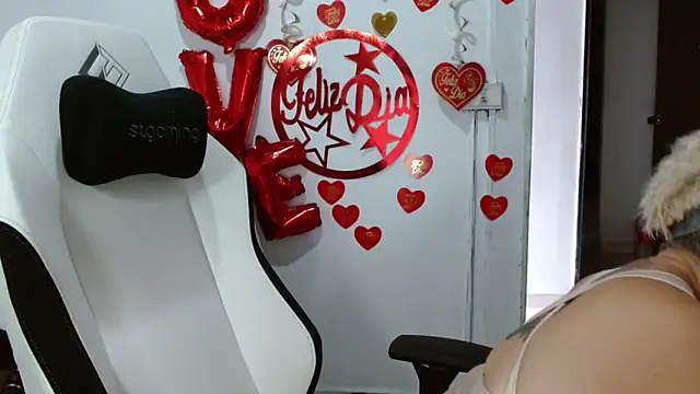 bety-cum2 online show from February 2026 01:50:02 PM