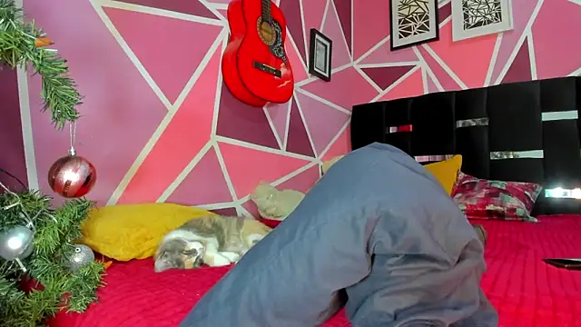 Little doll  online show from December 2025 02:27:01 AM