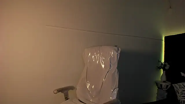 Snapshot of lauren_fit chatting on February 2026 06:15:01 PM lauren fit online show from February 2026 06:15:01 PM