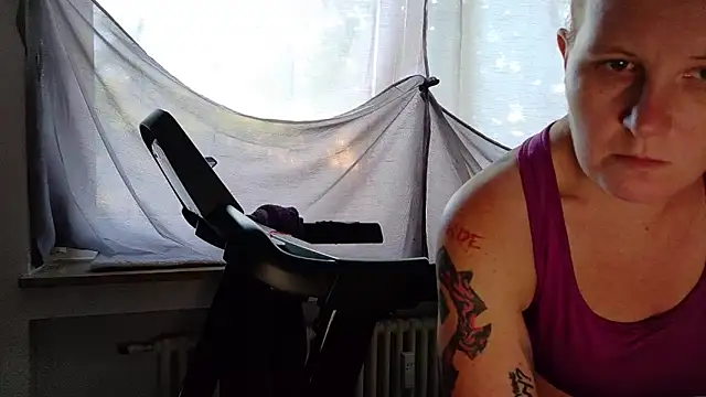 Snapshot of wetgerman_2 chatting on June 2026 04:56:02 PM wetgerman 2 online show from June 2026 04:56:02 PM