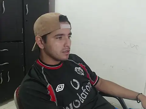 kylian 07 online show from November 2025 03:17:01 AM