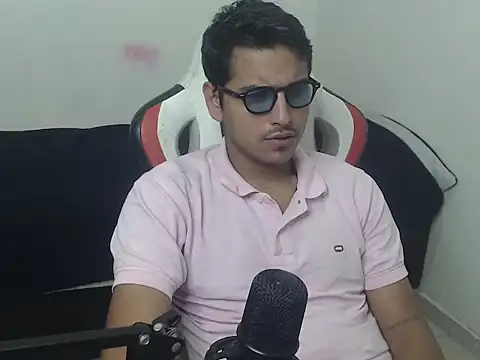 kylian 07 online show from June 2026 02:02:01 AM