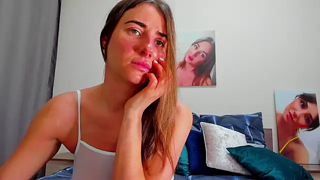 Snapshot of Squishy_Goddess chatting on March 2026 01:42:02 AM Squishy Goddess online show from March 2026 01:42:02 AM