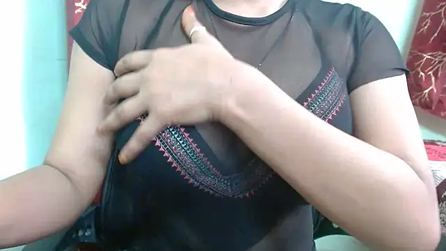 Snapshot of sweet-alia chatting on April 2026 11:41:01 AM sweet-alia online show from April 2026 11:41:01 AM