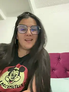 Snapshot of SWEETLILY18 chatting on January 2025 09:18:02 PM SWEETLILY18 online show from January 2025 09:18:02 PM
