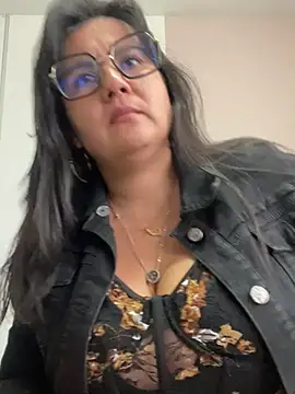 Snapshot of SWEETLILY18 chatting on March 2025 02:55:02 PM SWEETLILY18 online show from March 2025 02:55:02 PM