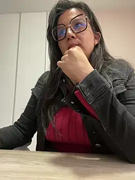 Snapshot of SWEETLILY18 chatting on March 2025 03:31:01 PM SWEETLILY18 online show from March 2025 03:31:01 PM