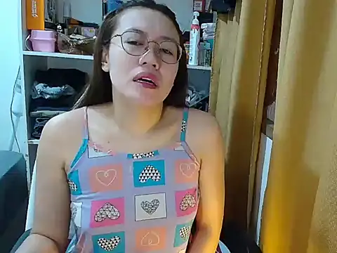 crizzybel online show from December 2025 08:11:01 AM