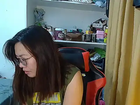 crizzybel online show from April 2026 05:07:01 PM