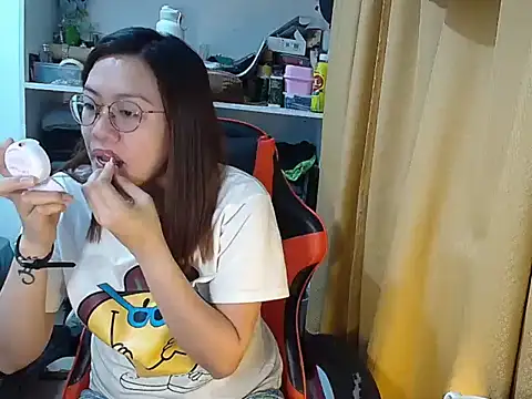crizzybel online show from May 2026 06:56:02 PM