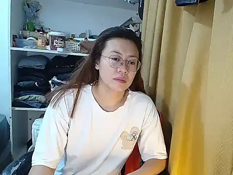 crizzybel online show from May 2026 06:46:02 PM