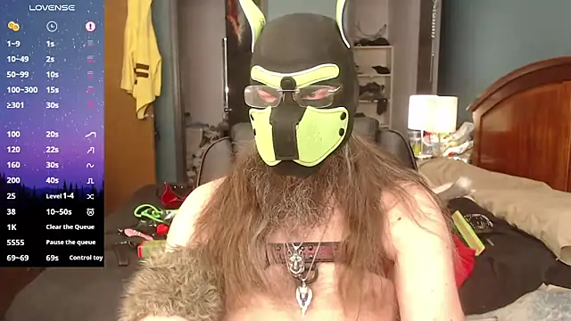kinkywolf429 online show from April 2026 08:58:02 PM