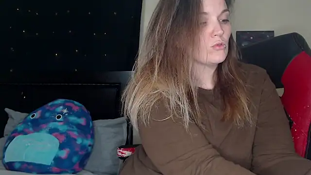 Snapshot of ToxicLilly chatting on December 2024 07:36:02 AM ToxicLilly online show from December 2024 07:36:02 AM