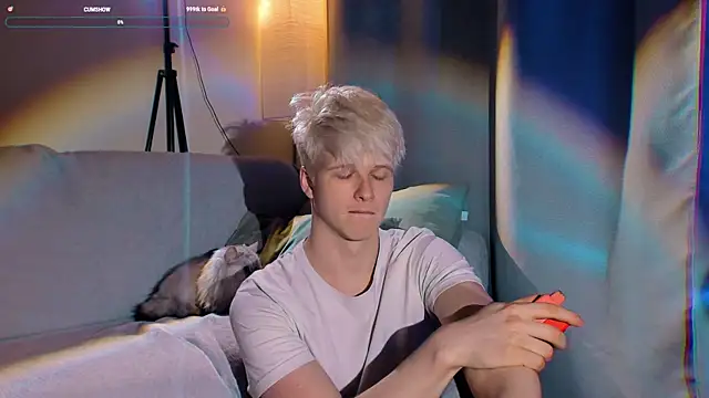 Breston Sweet online show from October 2025 07:47:02 PM