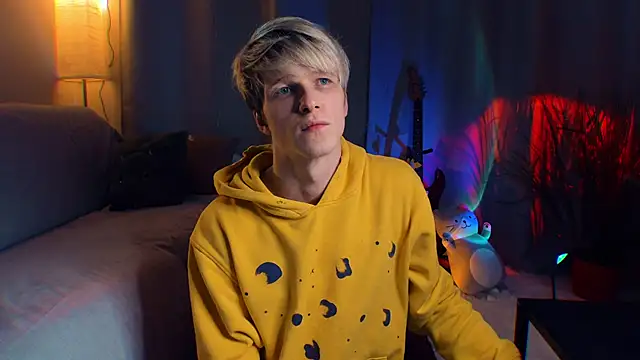 Breston Sweet online show from March 2026 04:24:01 PM