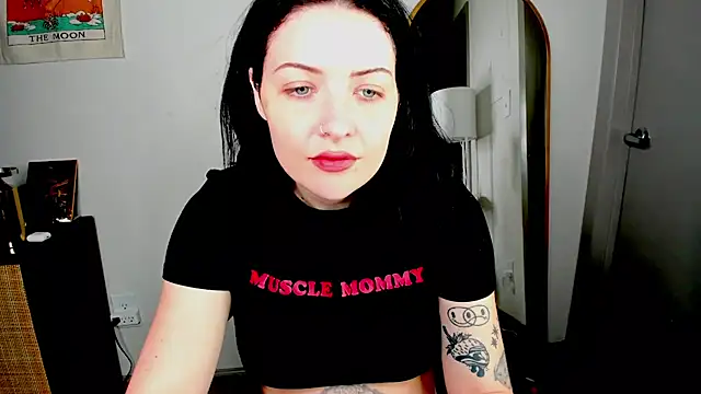 Snapshot of MelroseStrip chatting on January 2025 01:59:02 AM MelroseStrip online show from January 2025 01:59:02 AM