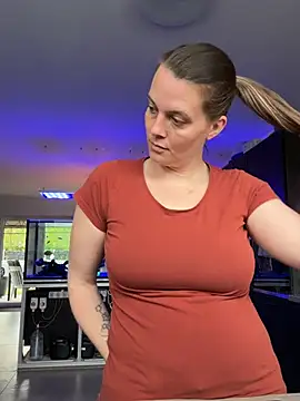 newMichelle online show from April 2026 06:14:02 AM