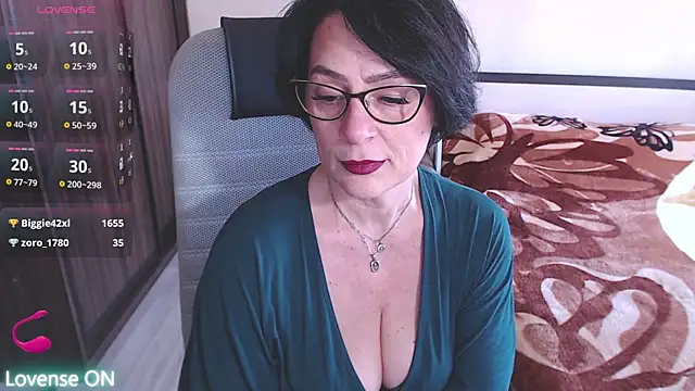 Snapshot of BelovedLady chatting on February 2025 08:50:01 AM BelovedLady online show from February 2025 08:50:01 AM