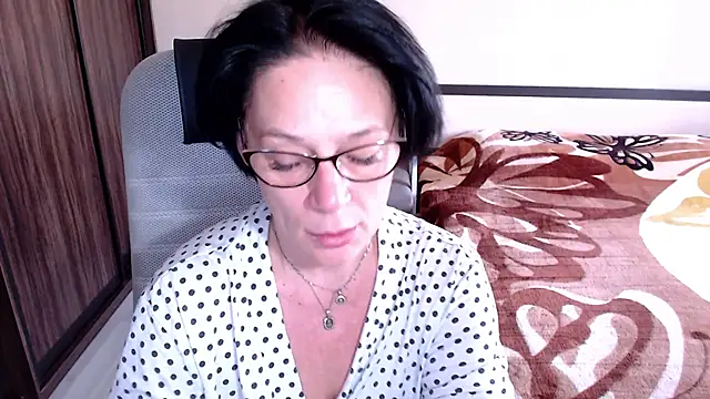 Snapshot of BelovedLady chatting on March 2025 05:35:02 AM BelovedLady online show from March 2025 05:35:02 AM