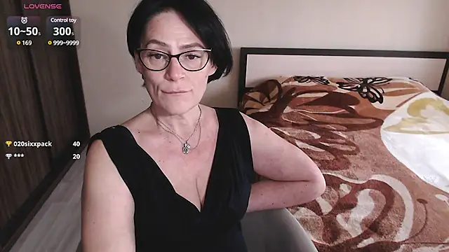 Snapshot of BelovedLady chatting on March 2025 03:29:01 AM BelovedLady online show from March 2025 03:29:01 AM
