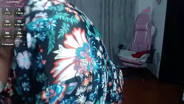 Snapshot of Keyla01_ chatting on February 2025 01:15:01 AM Keyla01 online show from February 2025 01:15:01 AM
