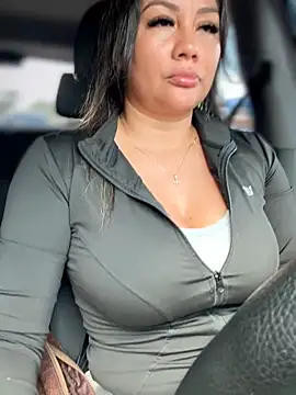 Snapshot of ValeryGrey chatting on February 2026 07:03:02 PM ValeryGrey online show from February 2026 07:03:02 PM