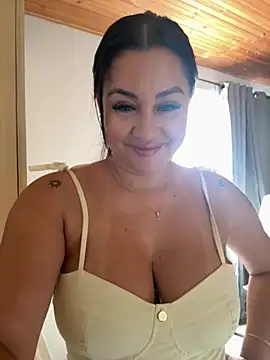 Snapshot of ValeryGrey chatting on March 2026 03:33:01 PM ValeryGrey online show from March 2026 03:33:01 PM