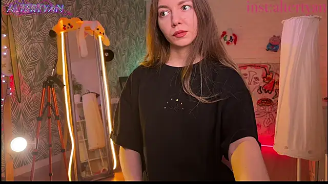 Snapshot of altertyan chatting on April 2026 08:03:01 PM altertyan online show from April 2026 08:03:01 PM