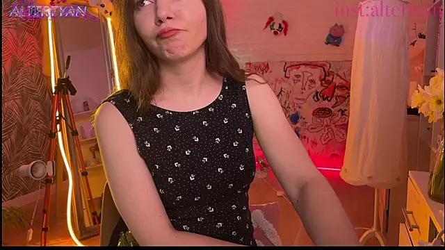 Snapshot of altertyan chatting on April 2026 07:31:02 PM altertyan online show from April 2026 07:31:02 PM