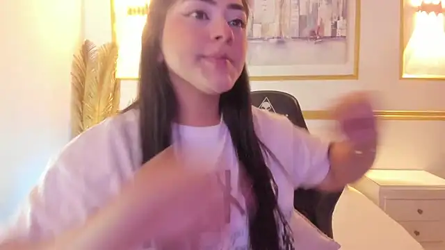 lucy26  online show from January 2025 05:30:01 AM