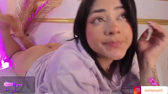 lucy26  online show from February 2025 08:31:02 AM