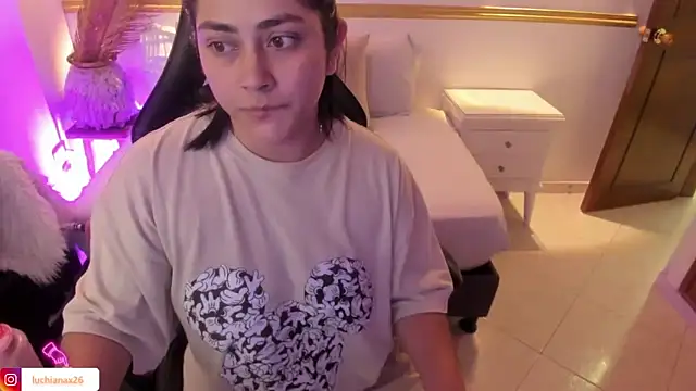 lucy26  online show from March 2025 02:04:01 AM