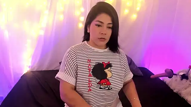 lucy26  online show from September 2025 02:45:01 AM