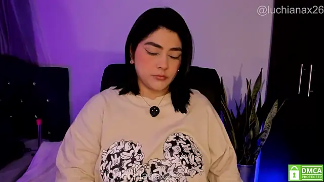 lucy26  online show from June 2026 02:14:02 AM