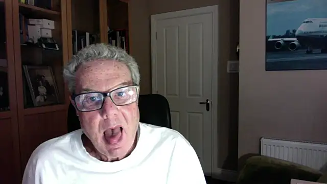 Snapshot of Oldpistolpete chatting on February 2025 06:54:02 PM Oldpistolpete online show from February 2025 06:54:02 PM
